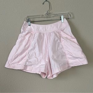 Vintage 80s college town pink shorts with pockets size 4